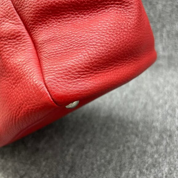 Prada Vitello Leather Tote Bag 510-040225 - Picture 12 of 15